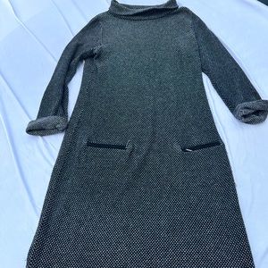 Boden round collar sweater dress with zipper pockets!